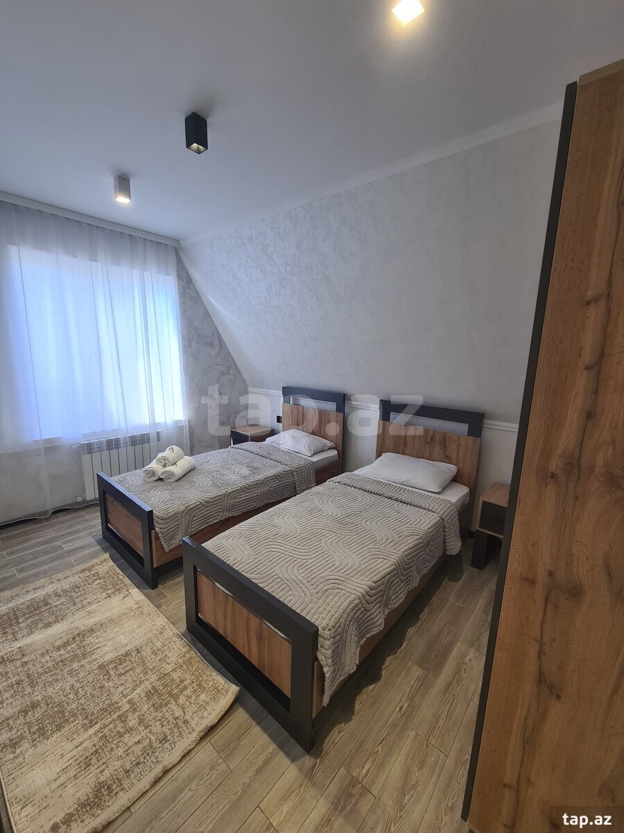 Bağ evi, Qəbələ r.
