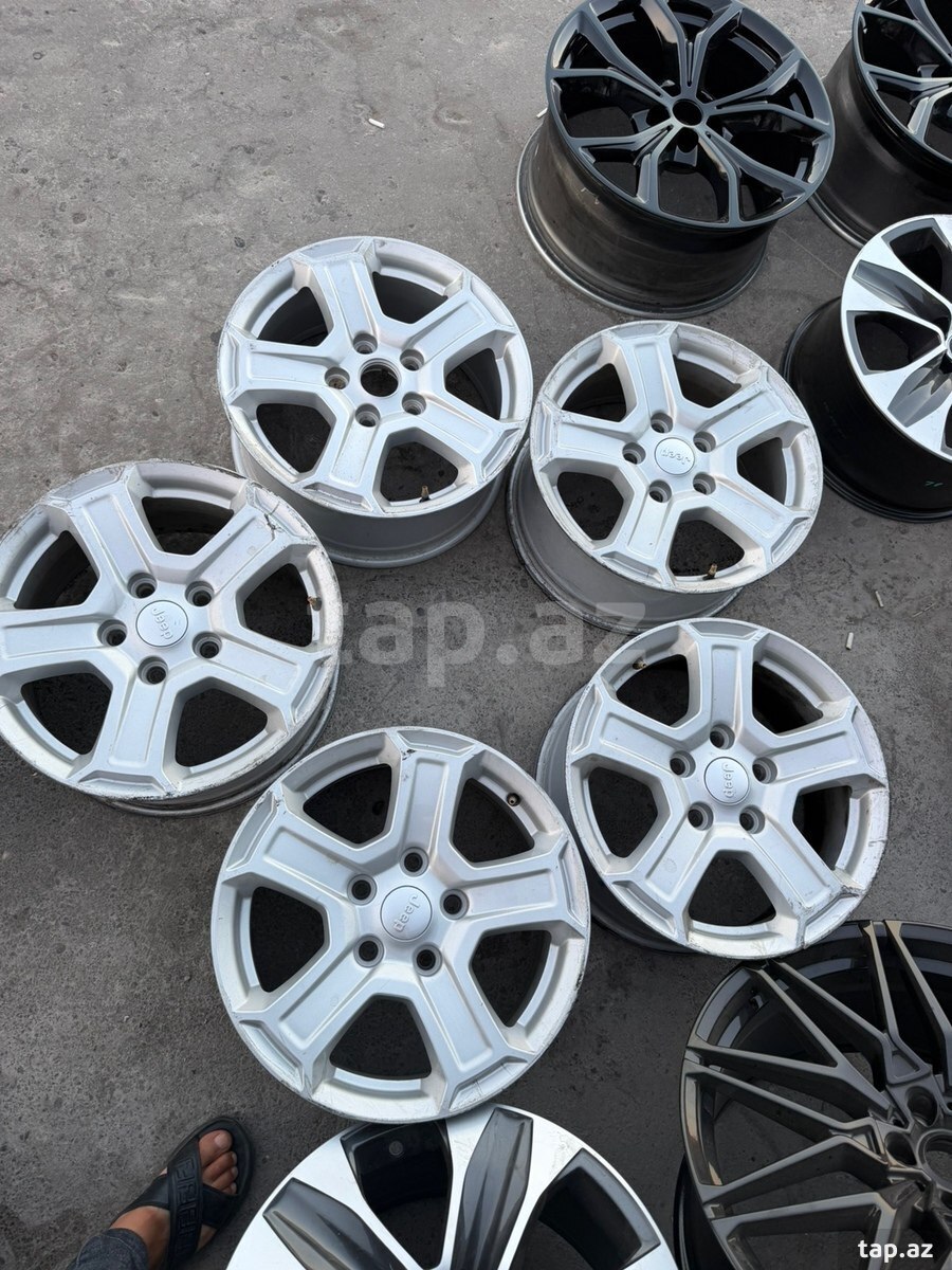 Wrangler diskləri R17