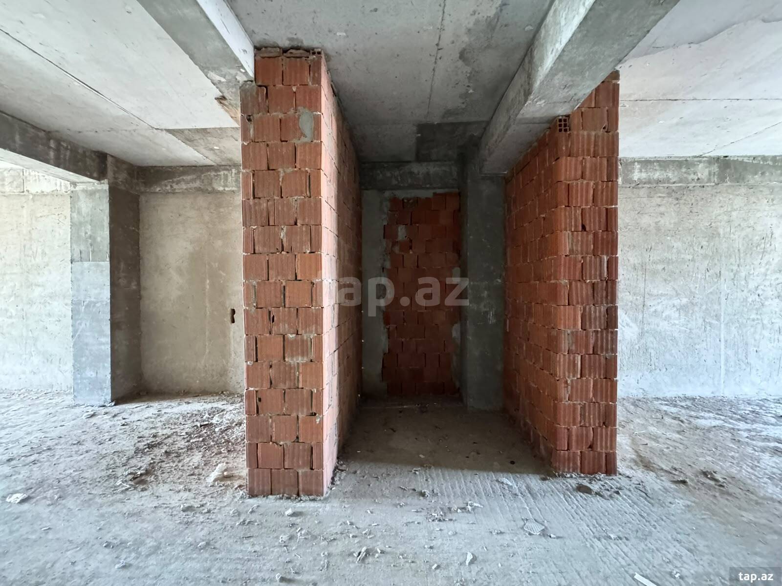 3-otaqlı yeni tikili, 8 Noyabr m., 140 m²