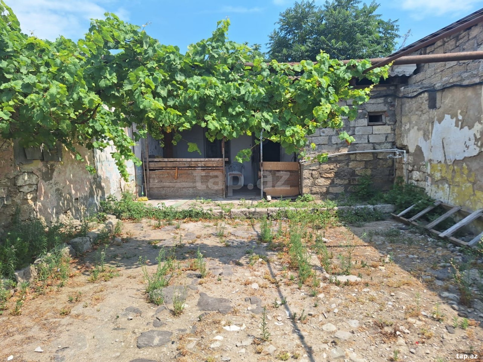 Həyət evi, Mərdəkan qəs.
