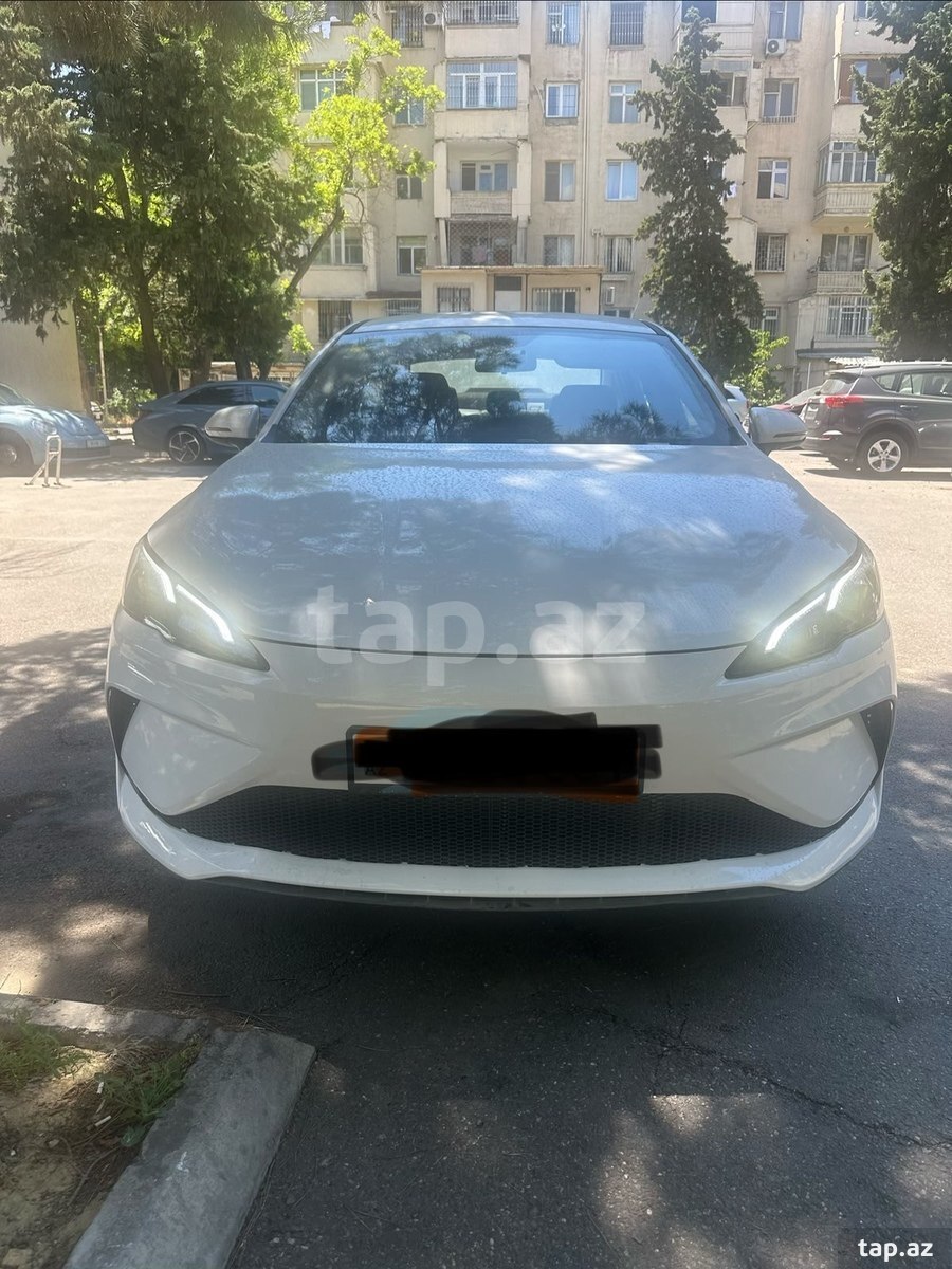 BYD Seal 05