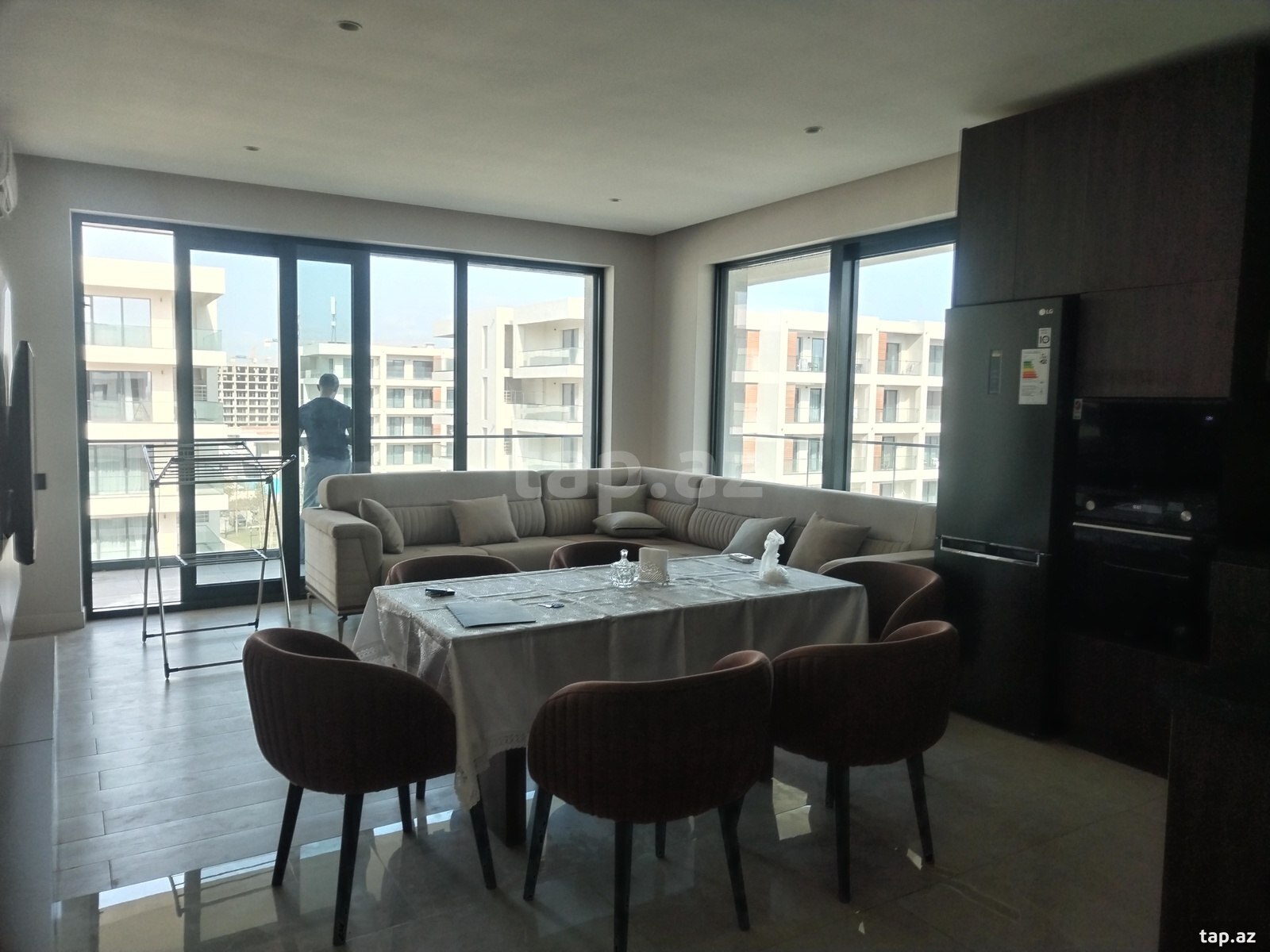 3-otaqlı yeni tikili kirayə verilir, Sea Breeze, 160 m²