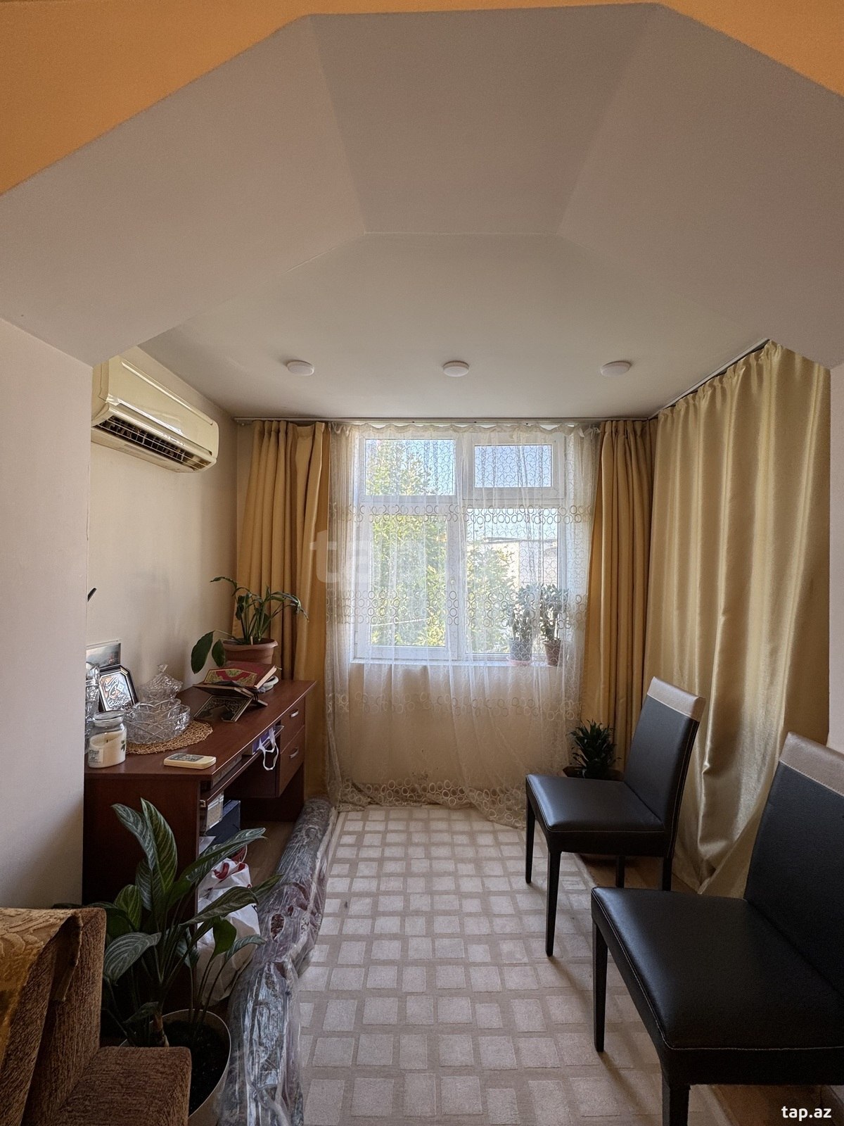 2-otaqlı mənzil, Elmlər Akademiyası m., 50 m²