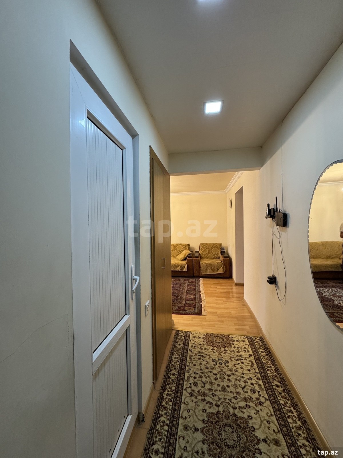 2-otaqlı mənzil, Elmlər Akademiyası m., 50 m²