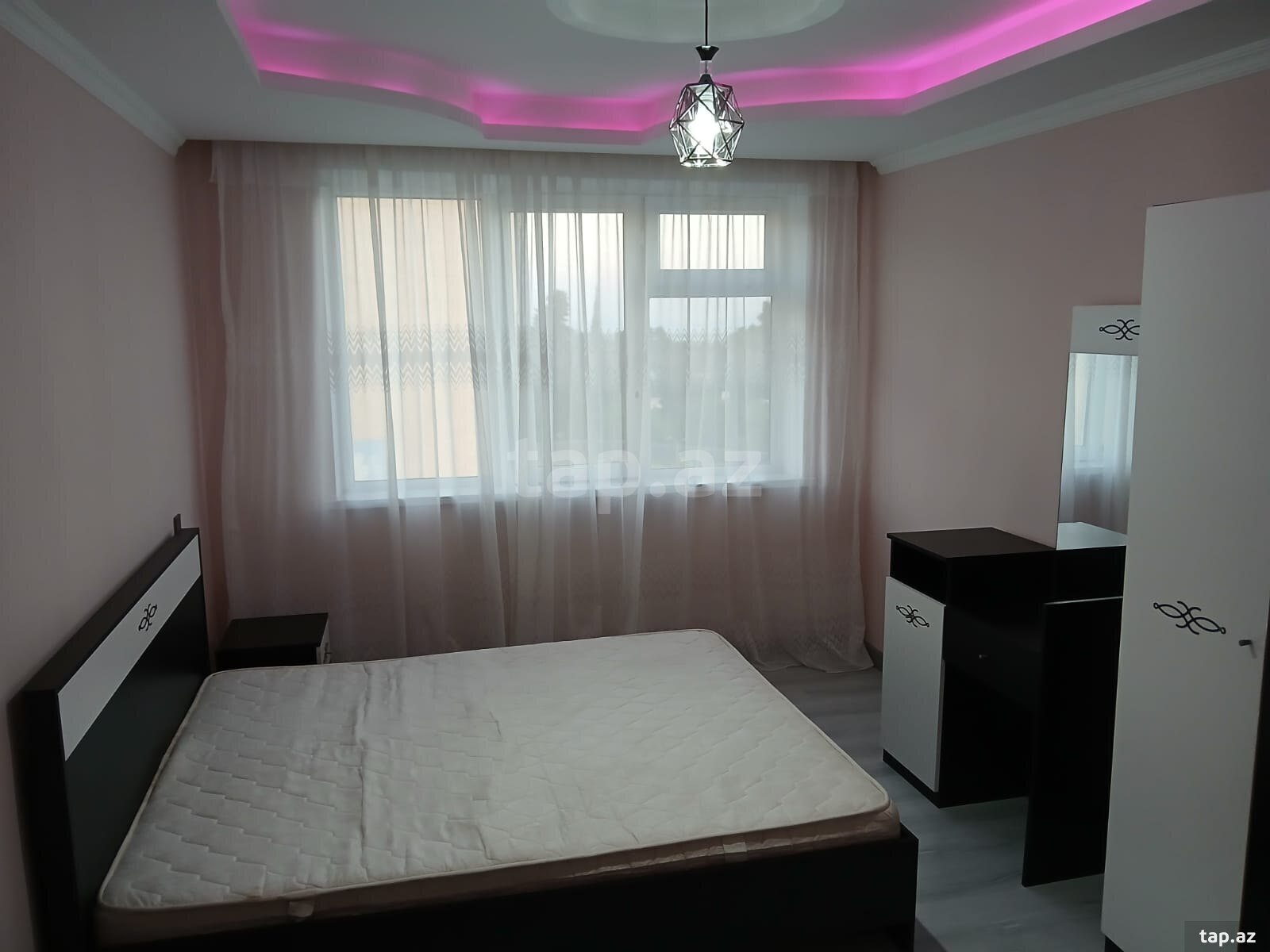 3-otaqlı mənzil kirayə verilir, Sülh küç., 70 m²