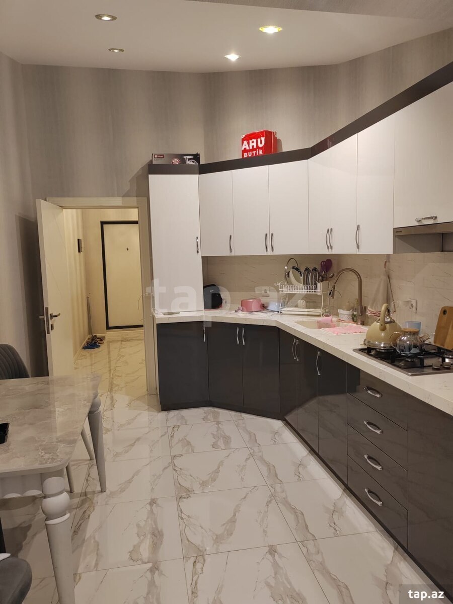 3-otaqlı yeni tikili, Sumqayıt ş., 117 m²
