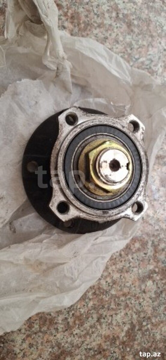 BMW E39 ön kürəcikli yastığı