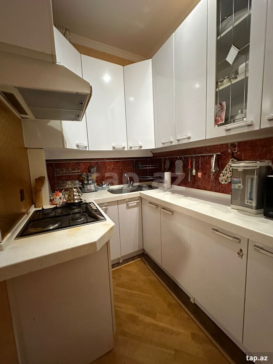 3-otaqlı yeni tikili, Moskva pr., 100 m²