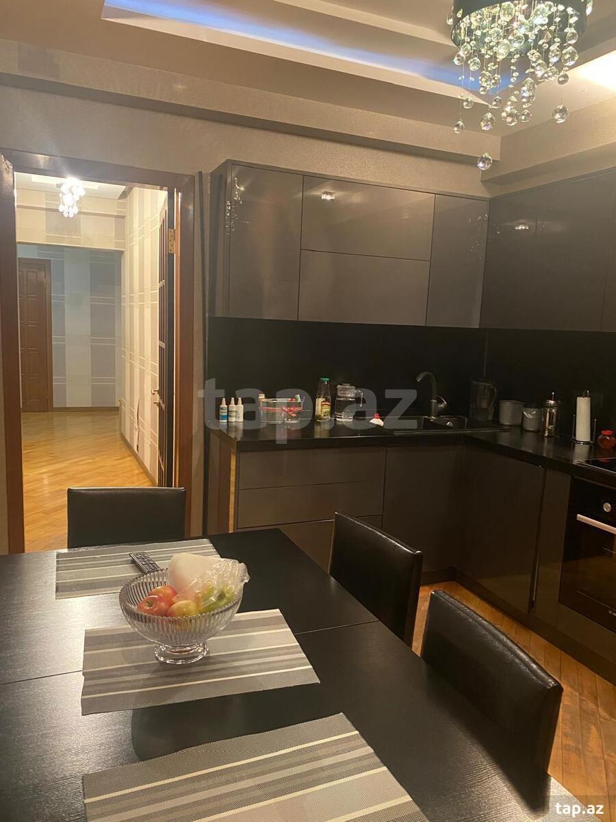 3-otaqlı yeni tikili, Babək pr, 100 m²