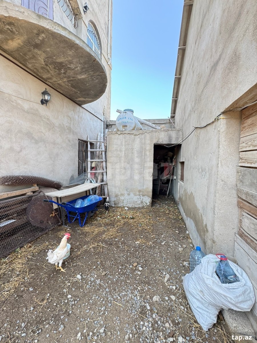 Həyət evi, Hövsan qəs.