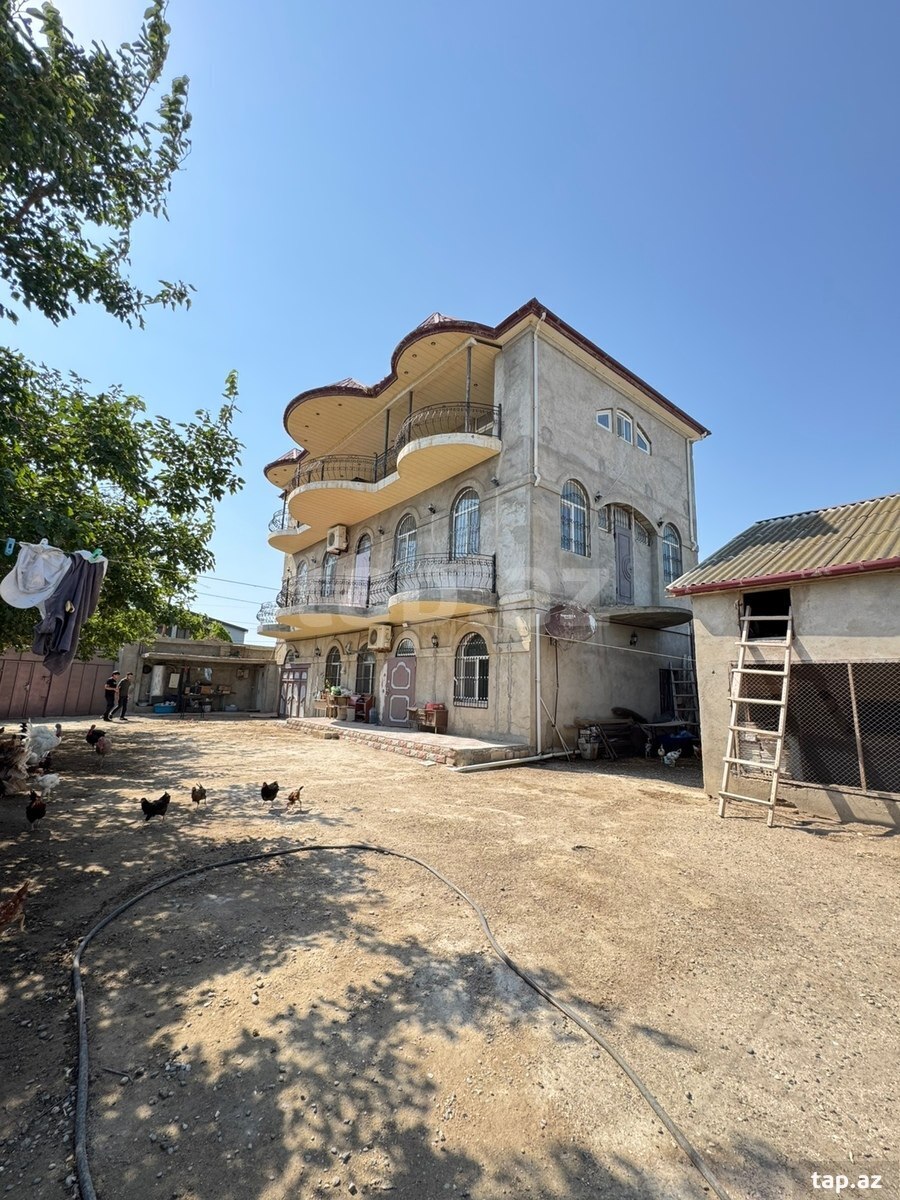 Həyət evi, Hövsan qəs.