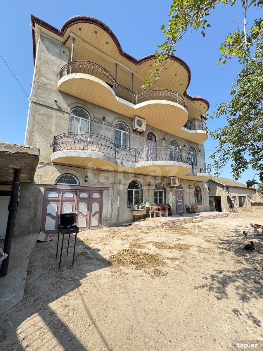 Həyət evi, Hövsan qəs.