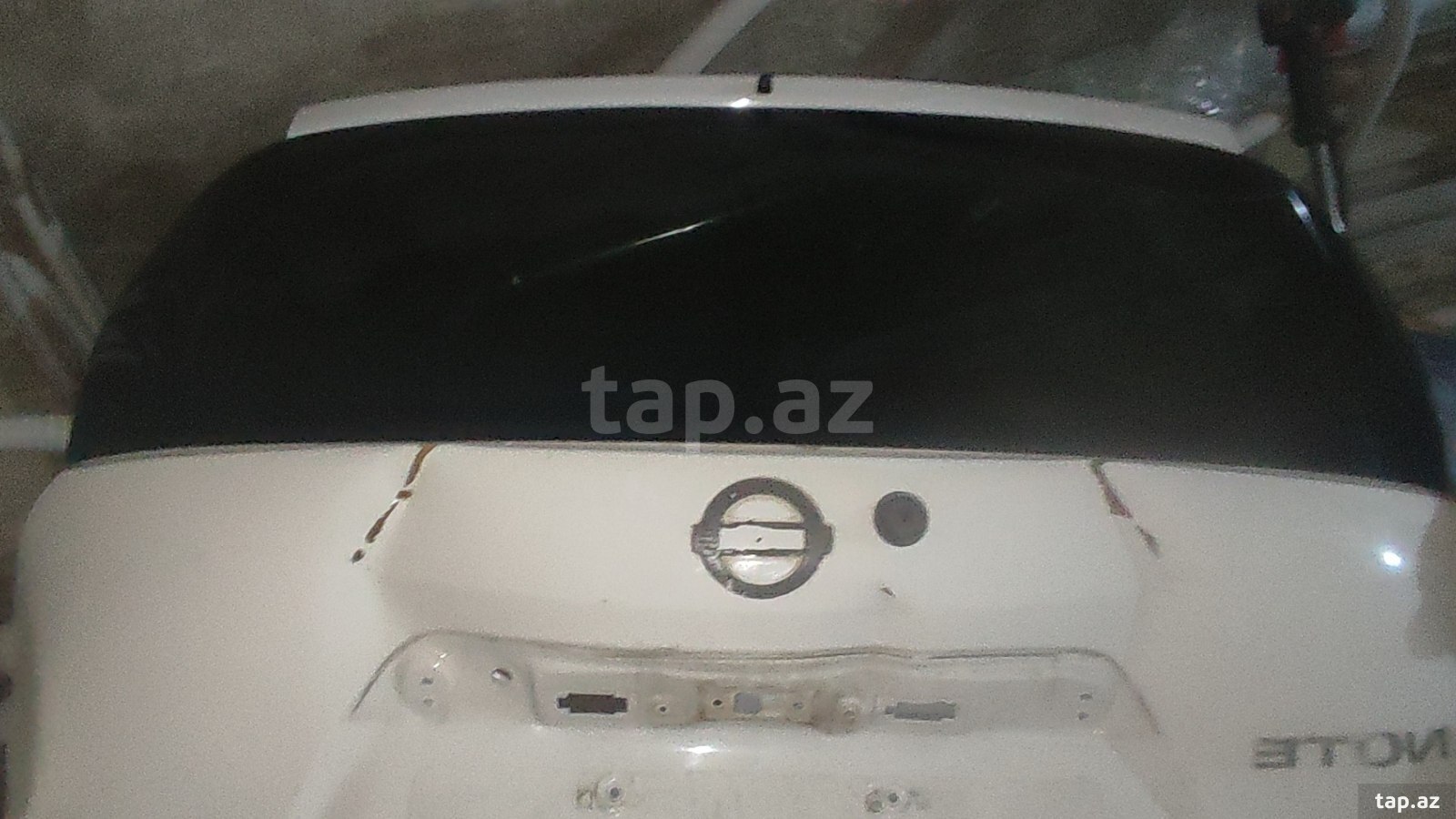 Nissan Note şüşəsi