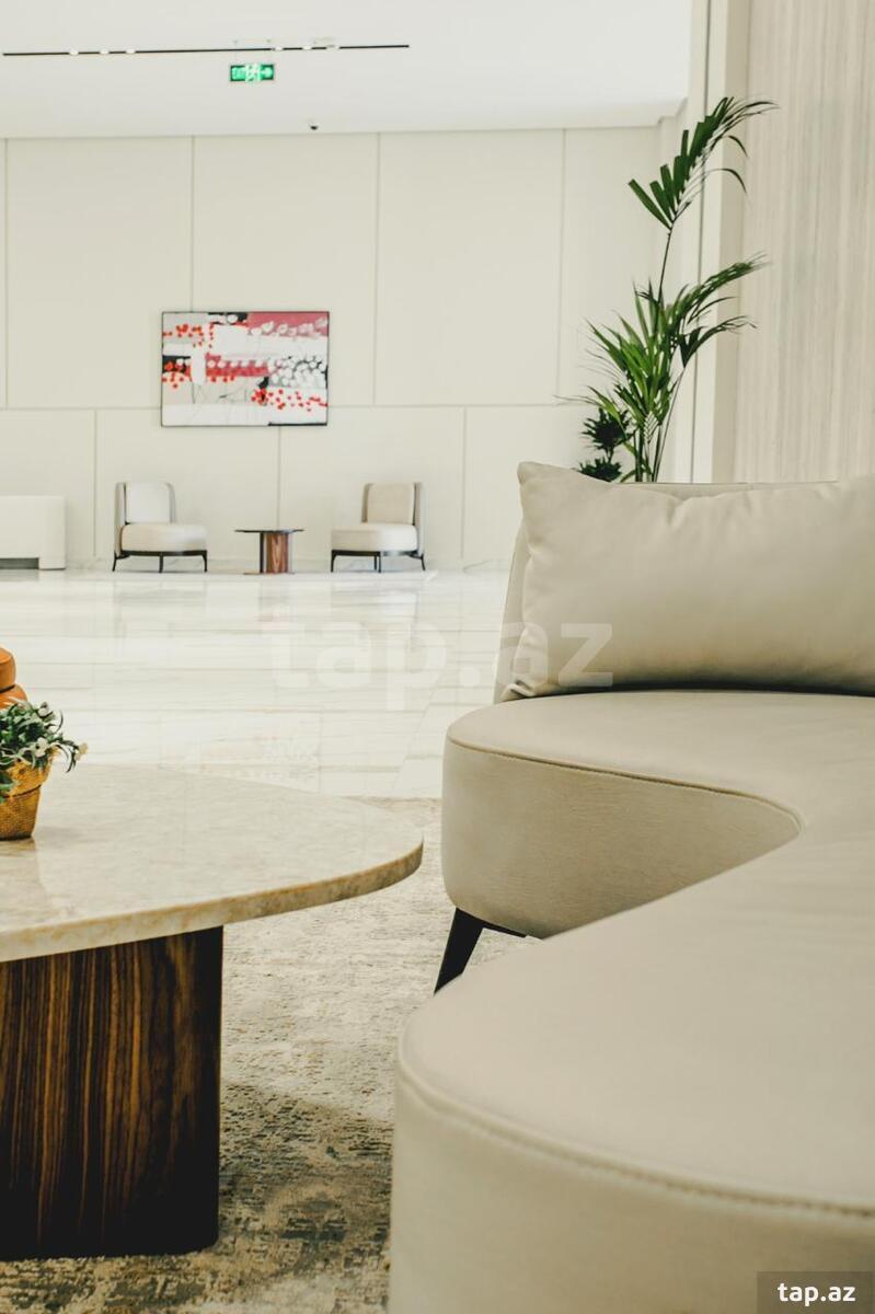 3-otaqlı yeni tikili, H.Cavid pr., 147.8 m²