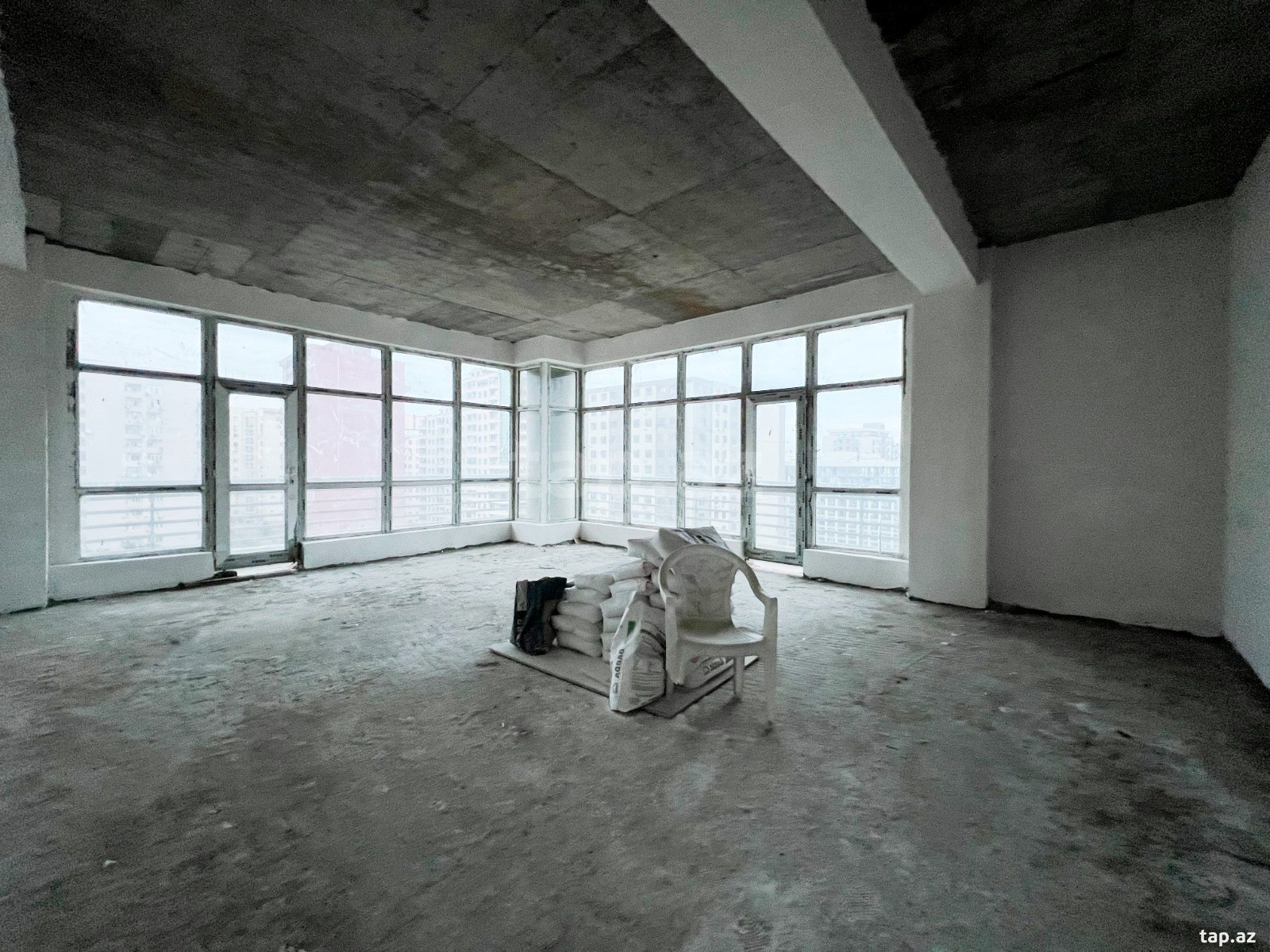 3-otaqlı yeni tikili, H.Cavid pr., 147.8 m²