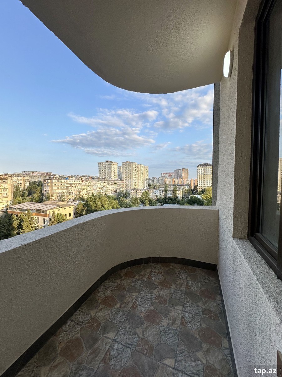 3-otaqlı yeni tikili, Əhmədli m., 105 m²