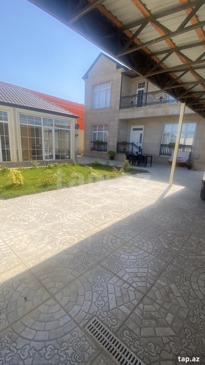 Həyət evi, Buzovna qəs.