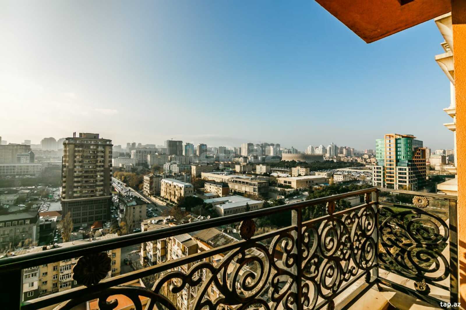 4-otaqlı yeni tikili kirayə verilir, Bakıxanov küç., 240 m²