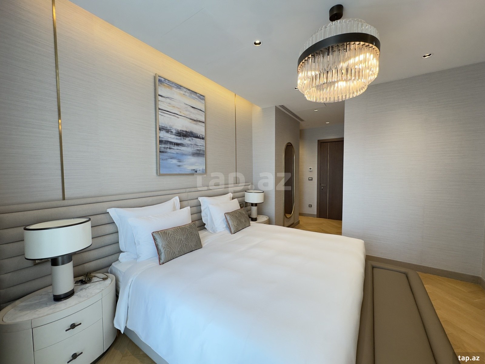 4-otaqlı yeni tikili kirayə verilir, Babək pr., 180 m²