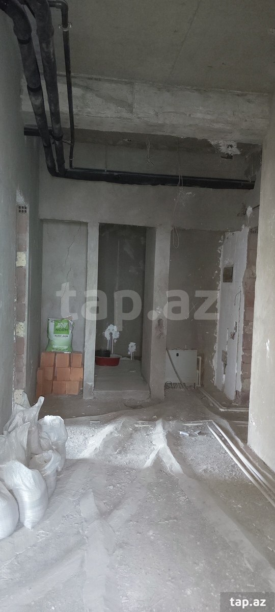 3-otaqlı yeni tikili, Elmlər Akademiyası m., 100 m²