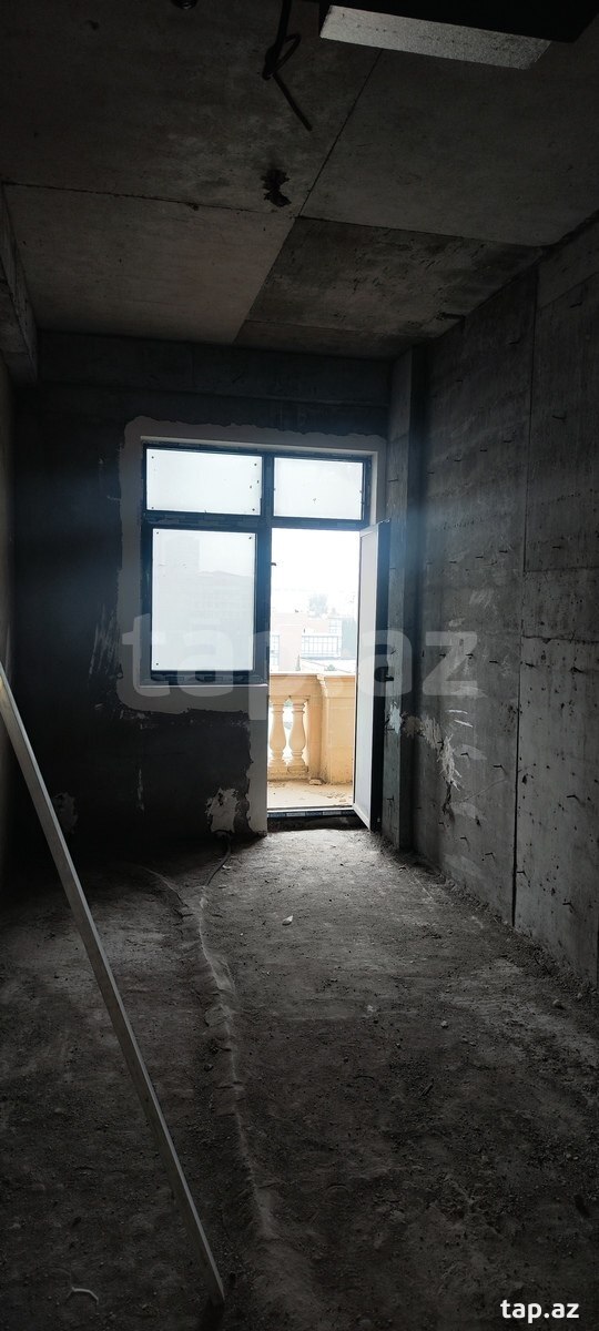 3-otaqlı yeni tikili, Elmlər Akademiyası m., 100 m²