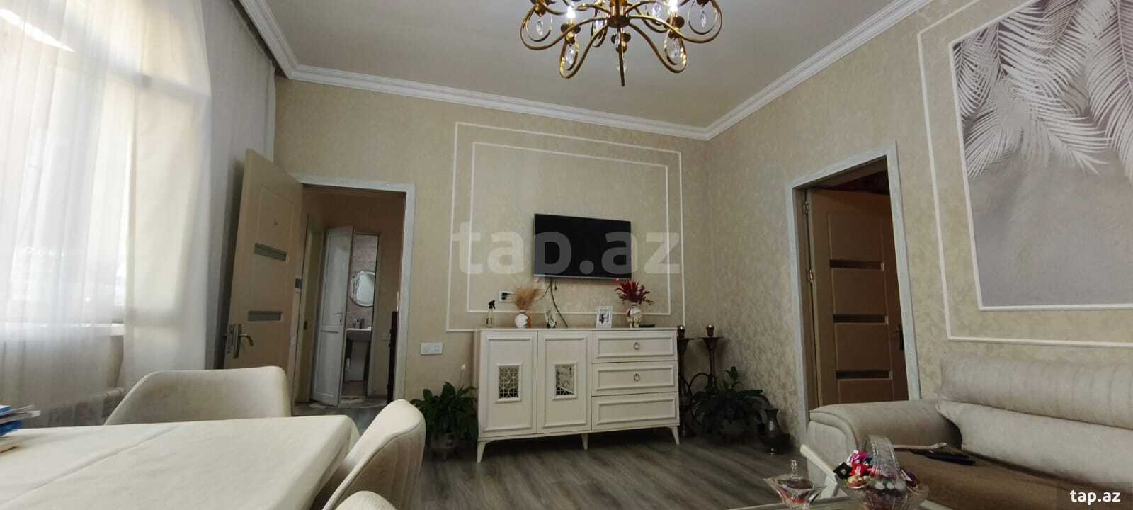 Həyət evi, İlqar Həbibov küç.