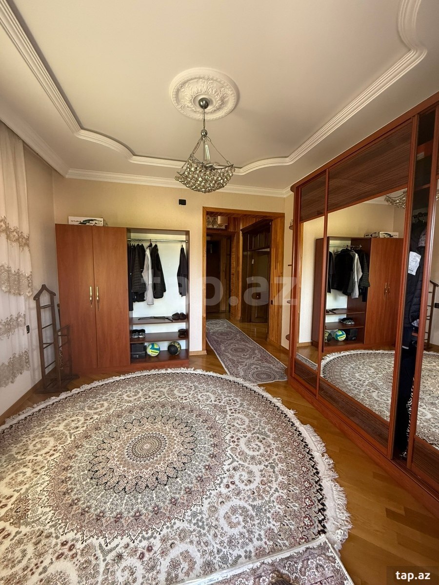Villa, Fatmayı qəs.