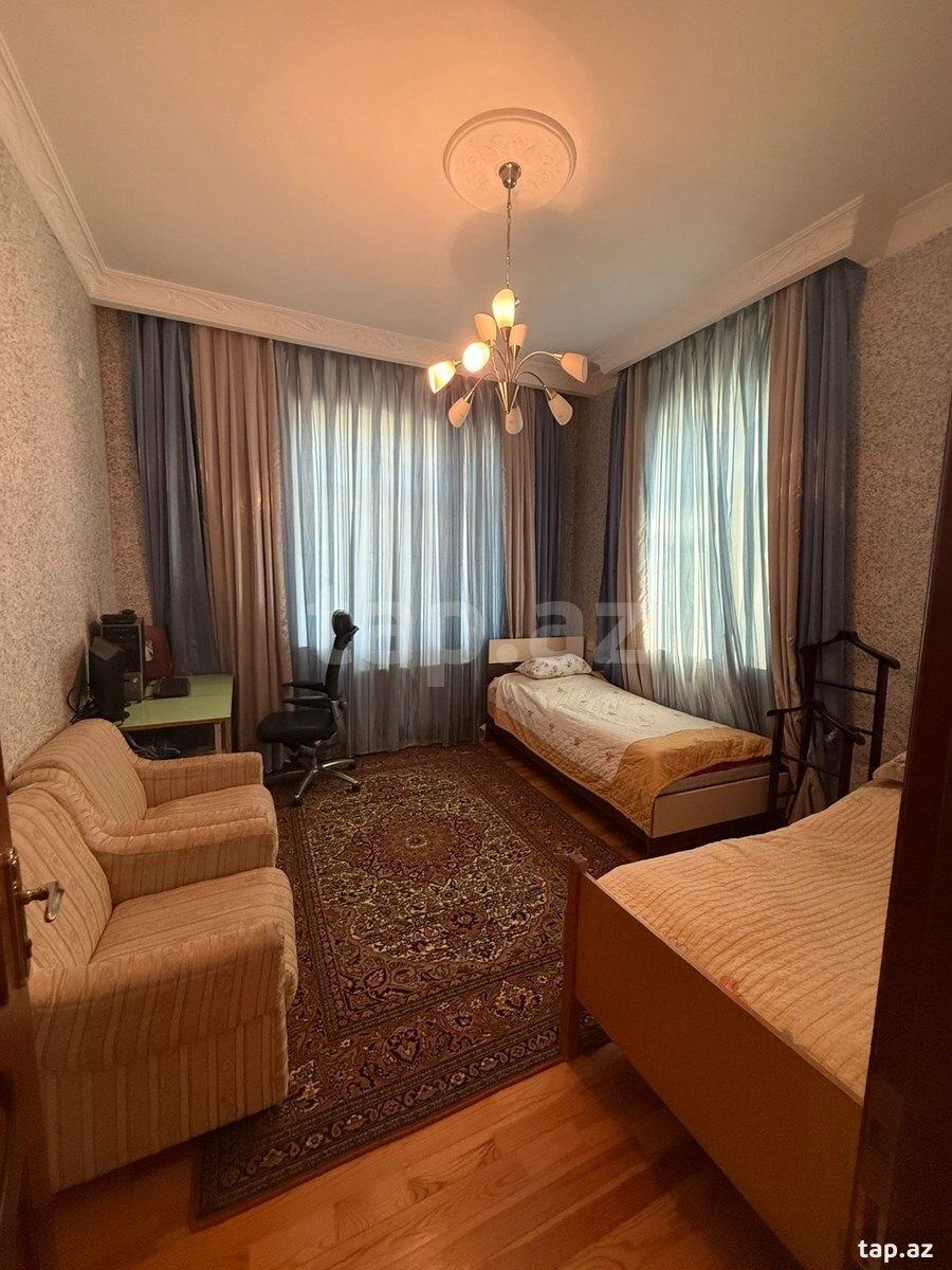 Villa, Fatmayı qəs.