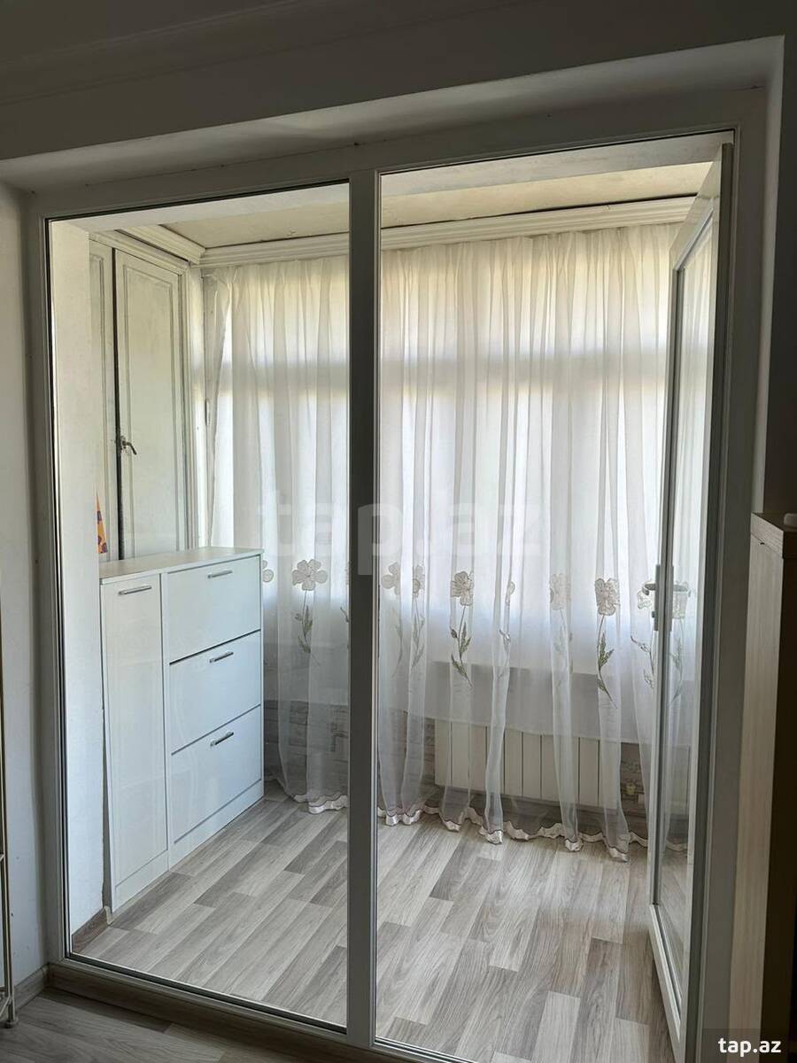 2-otaqlı mənzil, Qara Qarayev küç., 42 m²