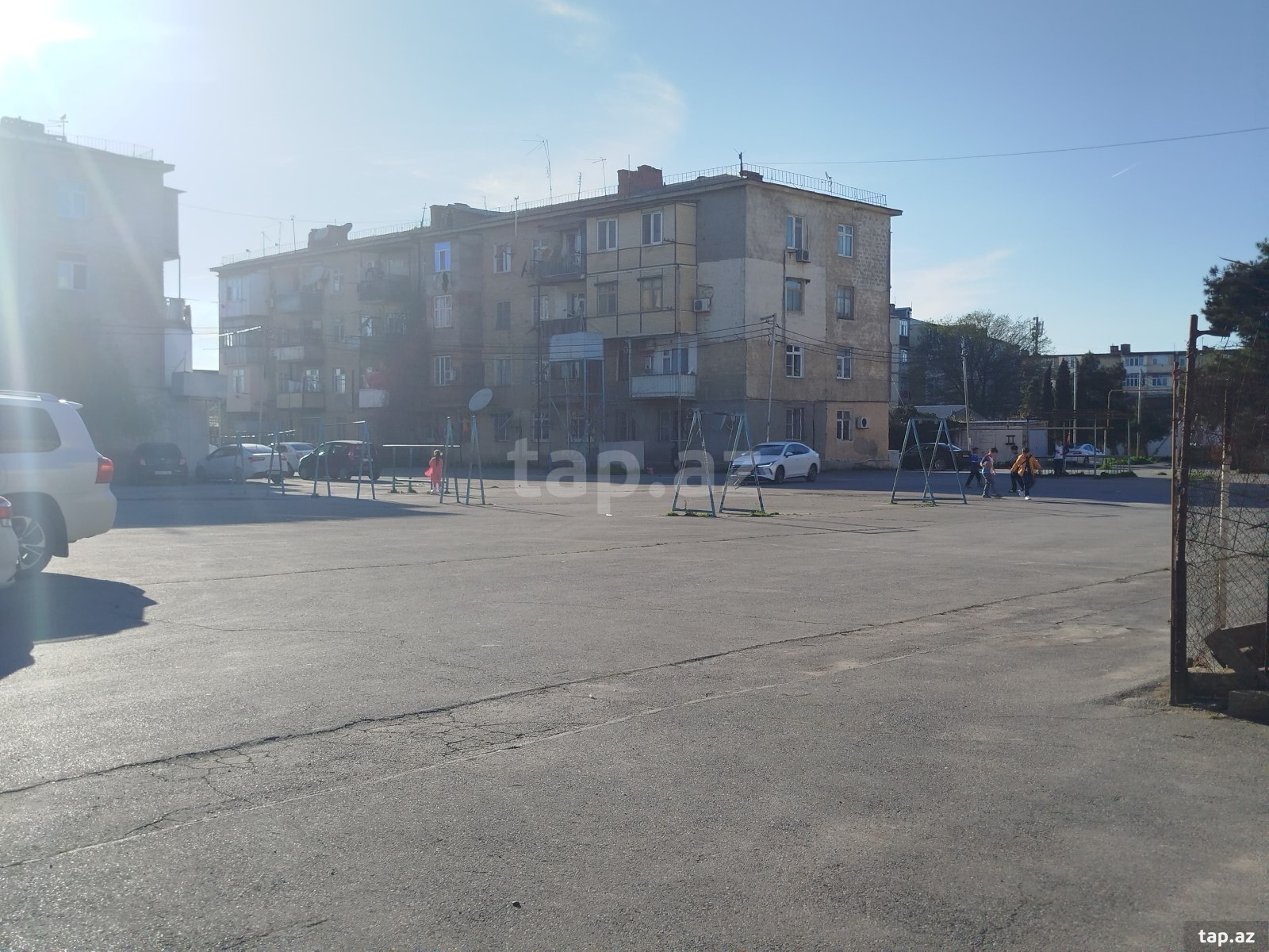 2-комн. квартира на продажу, Сураханы, Баку