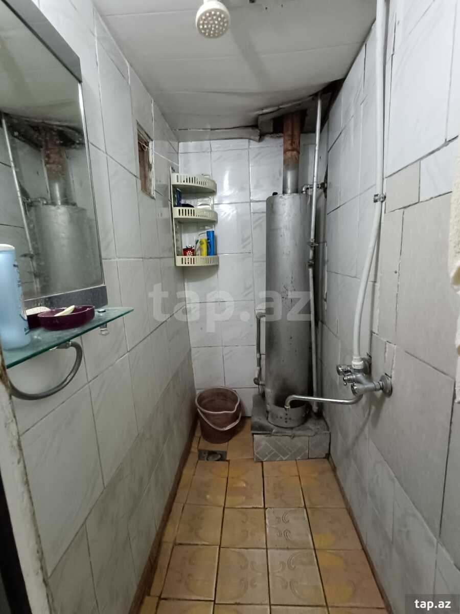 Həyət evi, İnşaatçılar m.