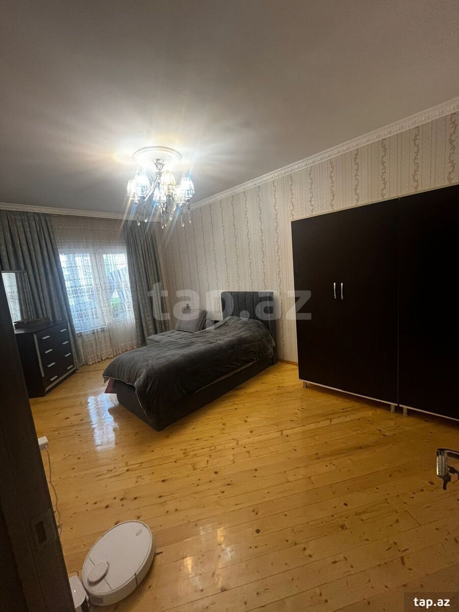 4-otaqlı mənzil, Məhəmməd Xiyabani küç., 120 m²