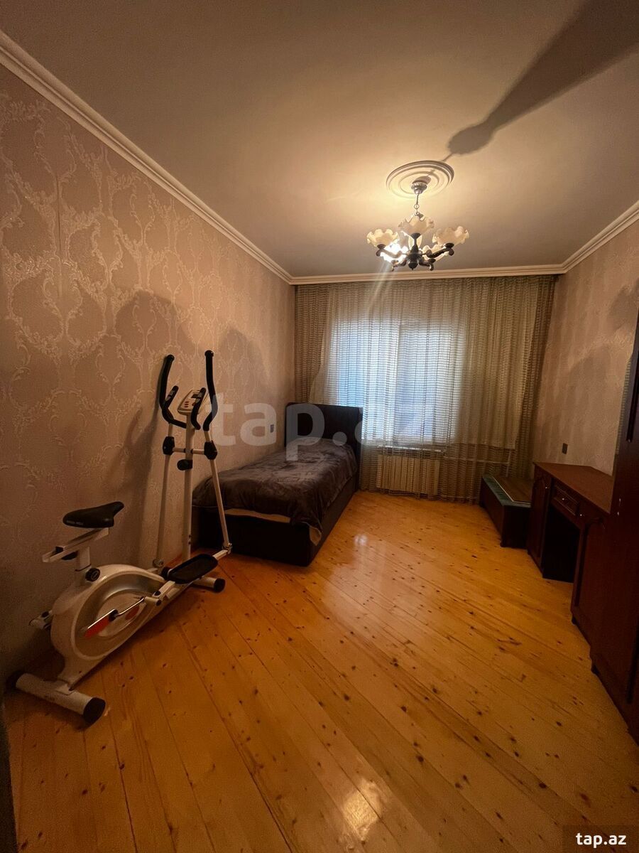 4-otaqlı mənzil, Məhəmməd Xiyabani küç., 120 m²