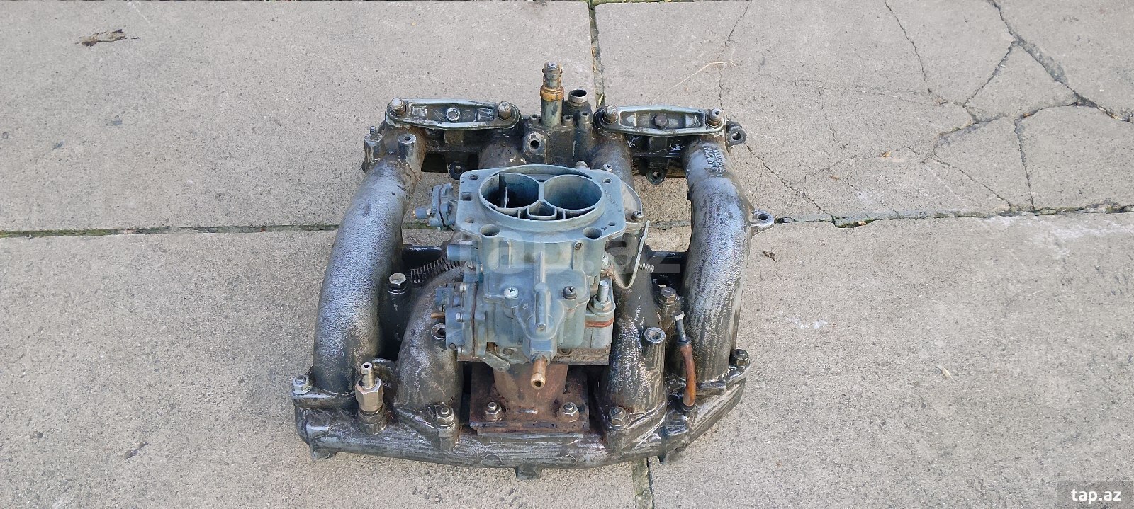 Mercedes M102 mühərriki