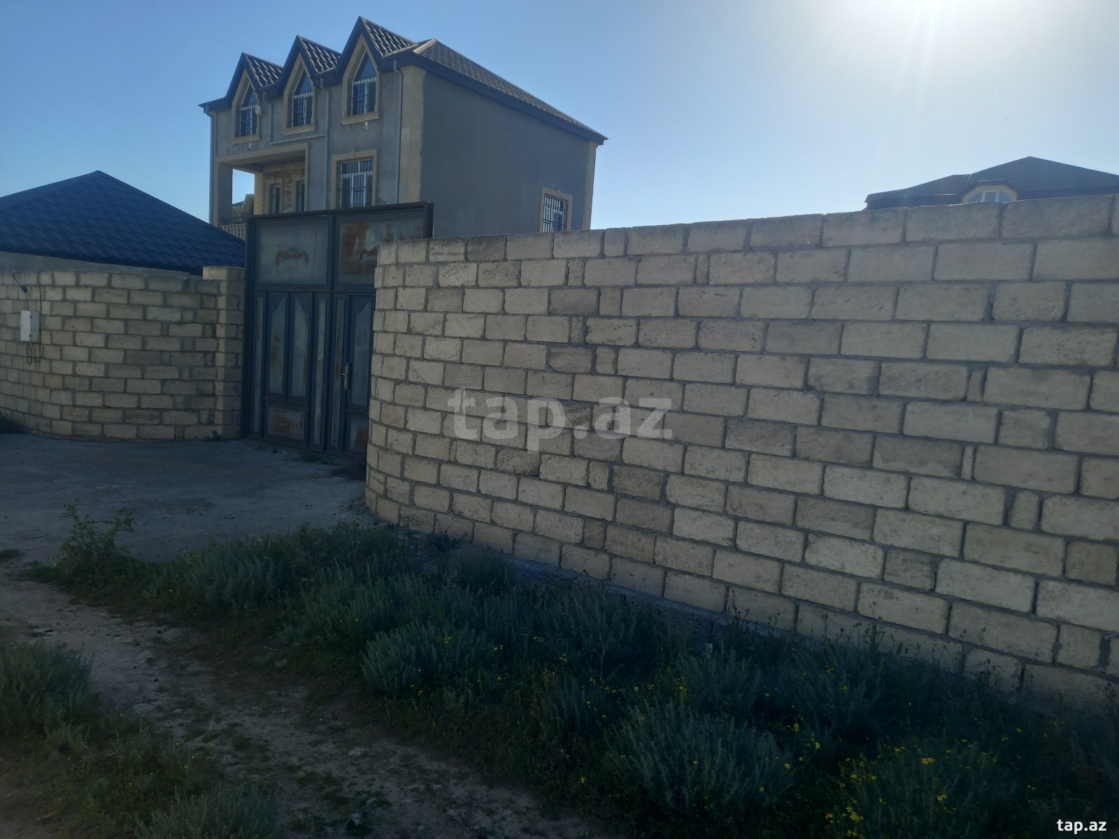 Land for sale, Baku