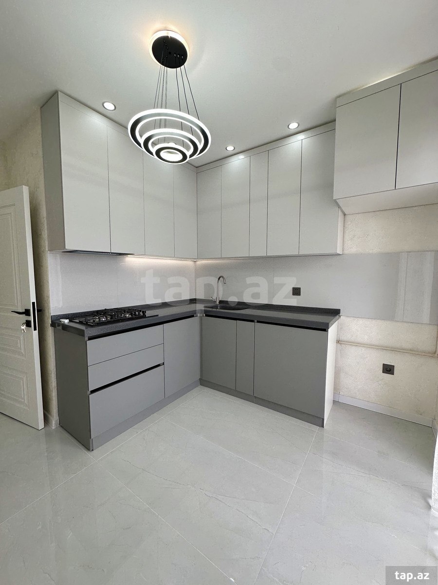 3-otaqlı mənzil, N.Tusi küç., 80 m²