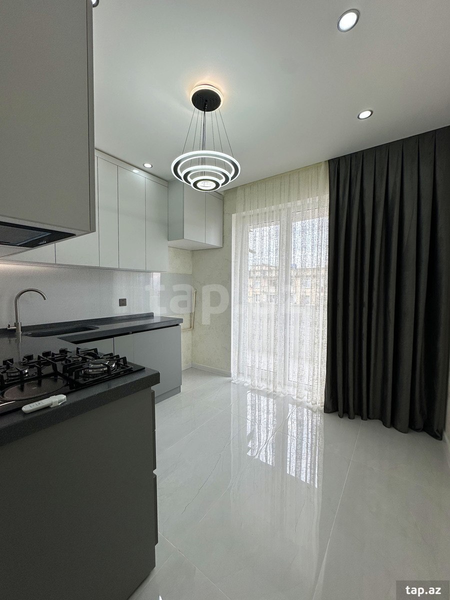 3-otaqlı mənzil, N.Tusi küç., 80 m²