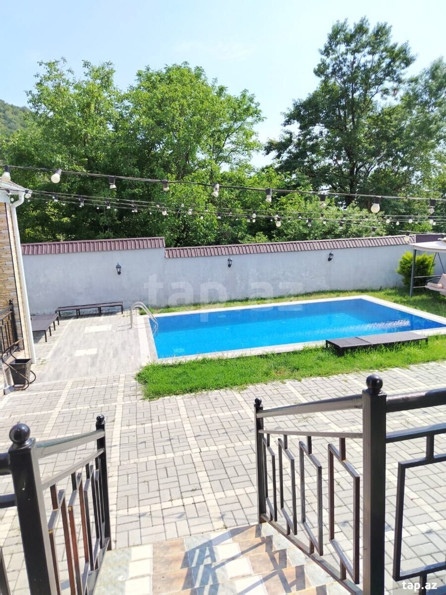 Villa, Qəbələ ş.