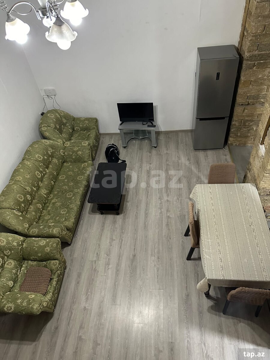 2 otaqlı mənzil kirayə verilir, Bakı
