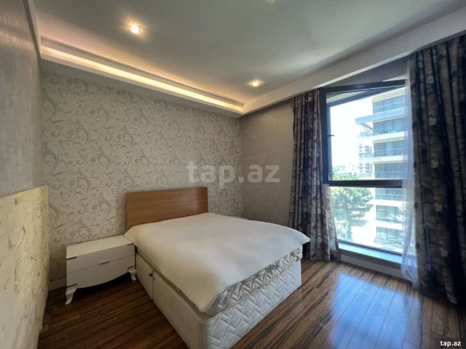 5-otaqlı yeni tikili kirayə verilir, Neftçilər pr., 250 m²