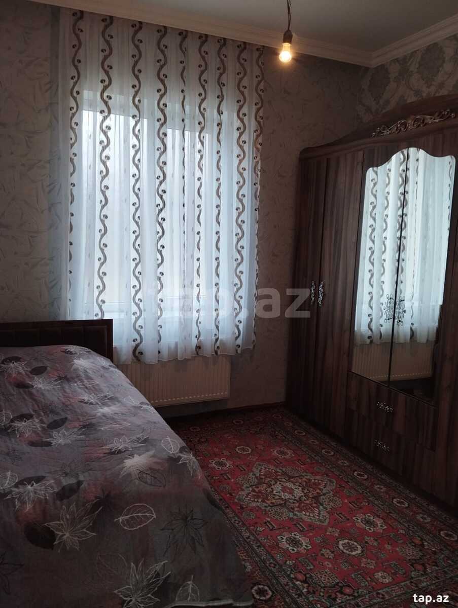 Həyət evi, Saray qəs.