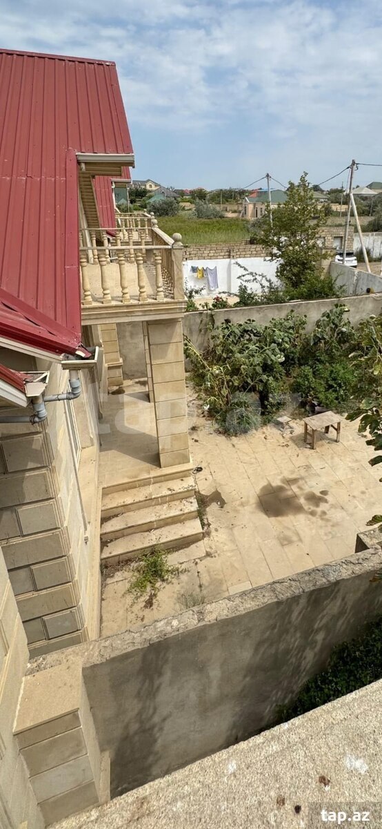 Həyət evi, Corat massivi