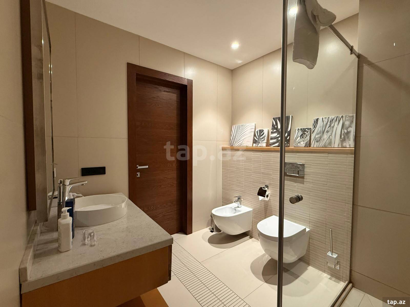 Villa kirayə verilir, Sea Breeze
