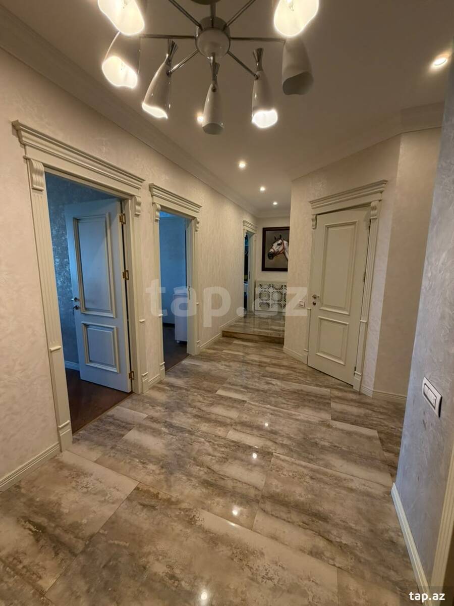 5-otaqlı yeni tikili, Tbilisi pr., 252 m²