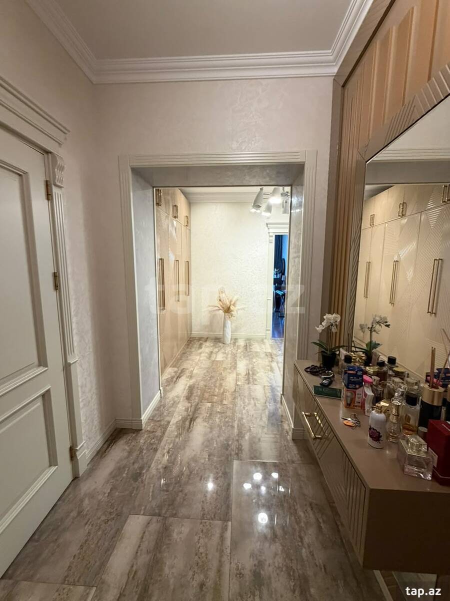 5-otaqlı yeni tikili, Tbilisi pr., 252 m²