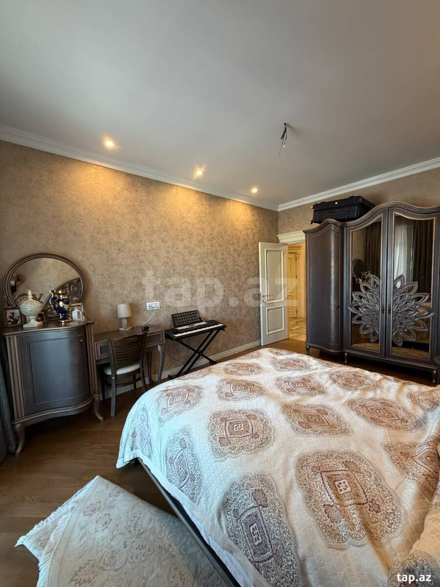5-otaqlı yeni tikili, Tbilisi pr., 252 m²