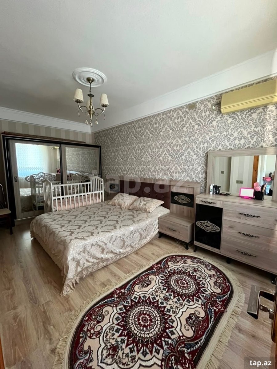 2-otaqlı mənzil kirayə verilir, Xaçmaz r., 70 m²
