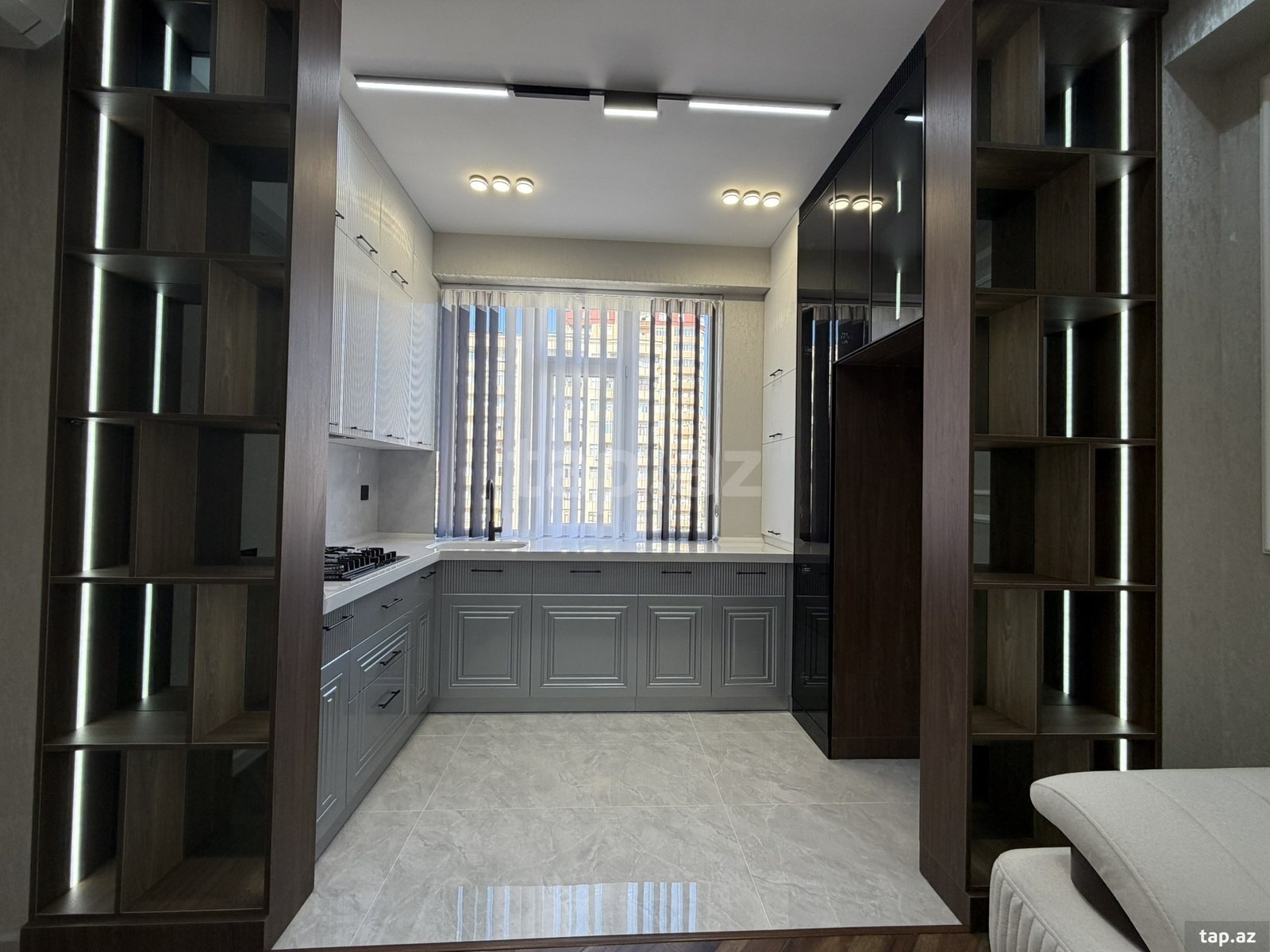 3-otaqlı yeni tikili, Nəsrəddin Tusi küç., 91 m²