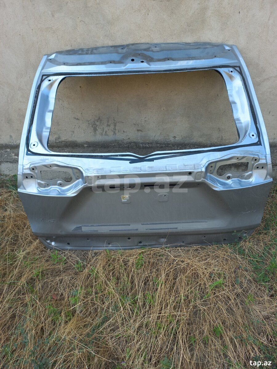 Toyota Rav4 2023 baqaj qapısı