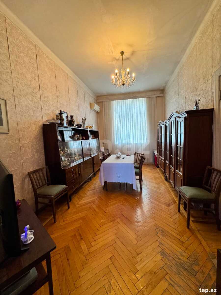 2-otaqlı mənzil, İnşaatçılar pr., 65 m²